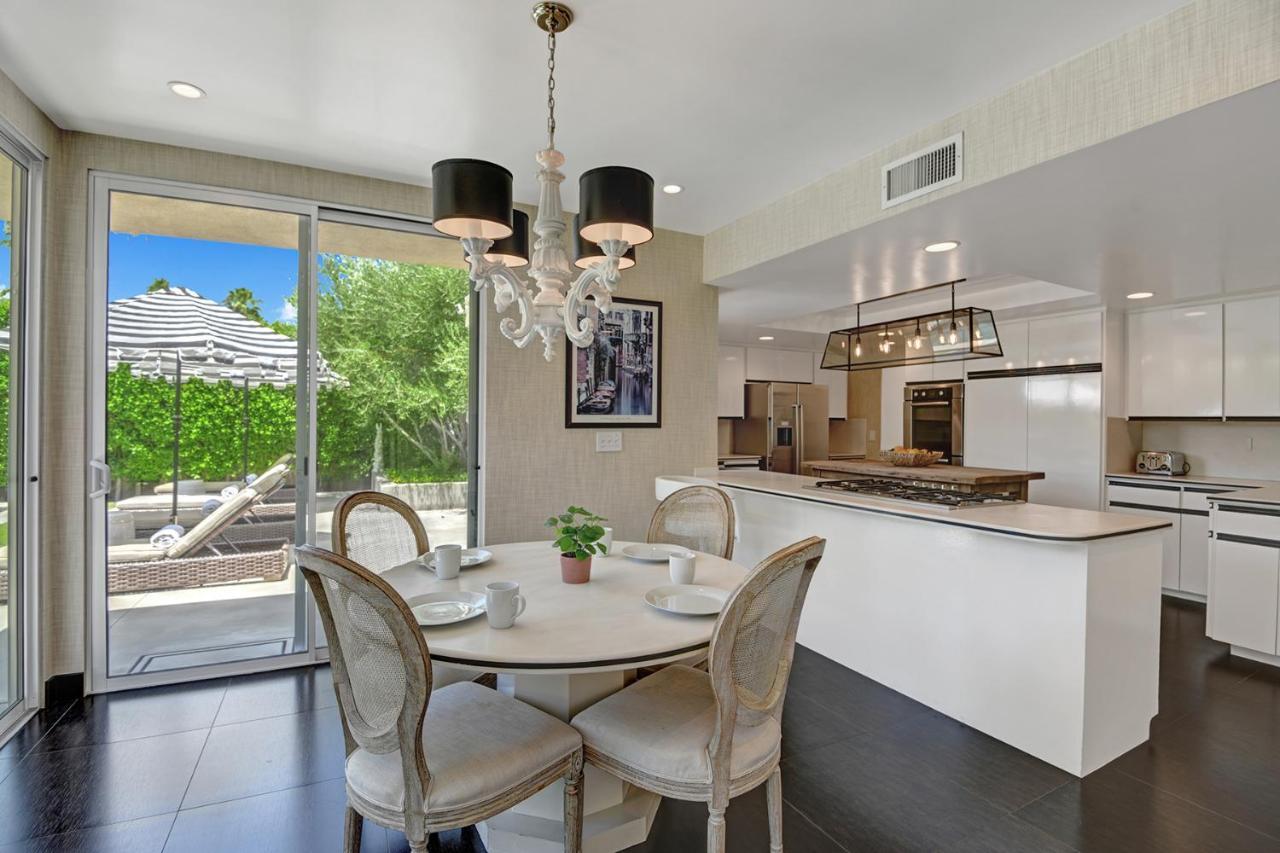 Canyon Palms Estate- Ultra-Luxe, Pool, Spa, Firepit, Outdoor Kitchen & More Палм-Спрингс Экстерьер фото